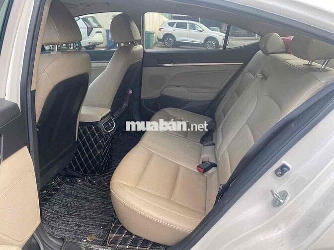 Hyundai Elantra 2022 2.0 AT Cao cấp - 50000 km