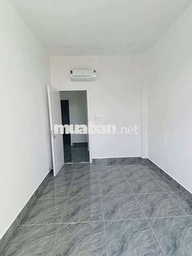 Nhà trệt 1 Lầu khu 8, Phú Hoà, DT: 4x13, full thổ cư, 3PN, 2WC,