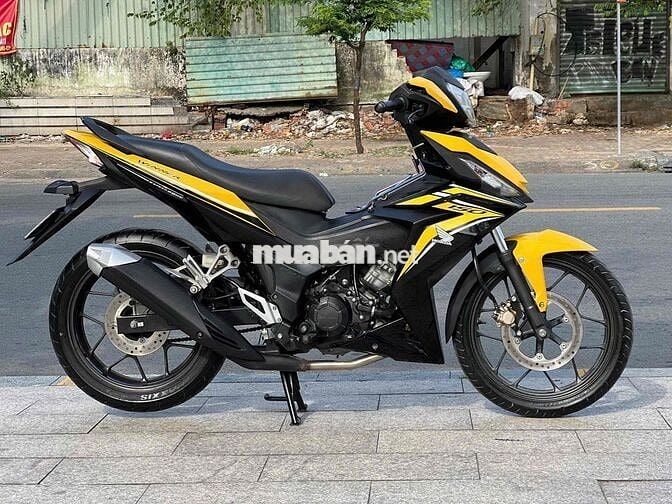 Honda Winner 150 V1 Bản Đặc Biệt Vàng Đen