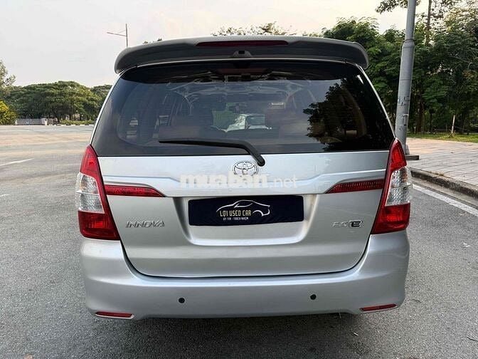 Toyota Innova 2015 2.0E số sàn full đồ chơi