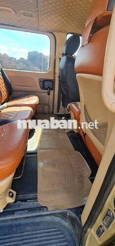 Hyundai Starex 2009 - 245000 km