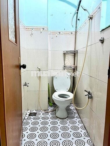 cho thuê phòng q10,gần cc Hà Đô