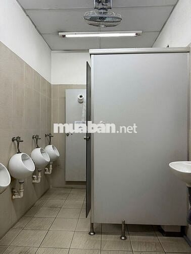 Nhà 3 tầng mặt tiền Chương Dương ngang 18m, thích hợp ngành giáo dục