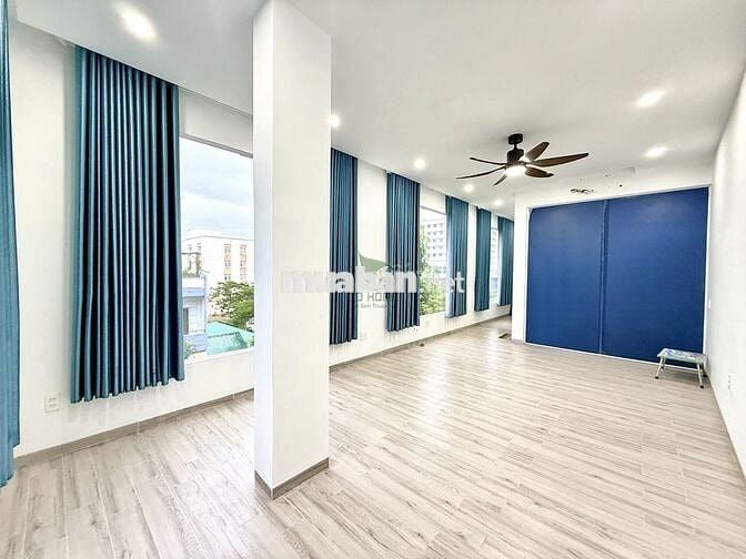 CHO THUÊ NHÀ KINH DOANH 4 TẦNG NGANG 20M PHỐ TÂY GIÁ 32 TRIỆU/THÁNG