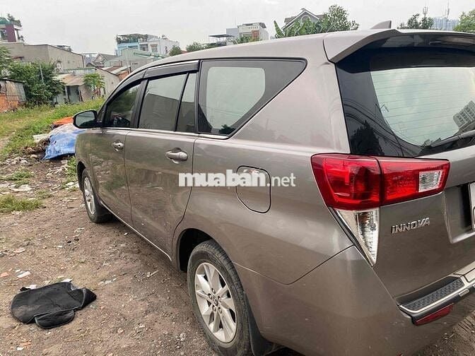 Toyota Innova 2019 G