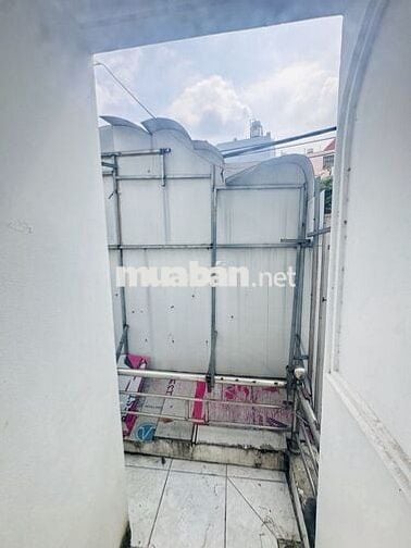 Nhà mặt tiền 60m2, 3 phòng ngủ, đường Bùi Đình Túy, Q. Bình Thạnh