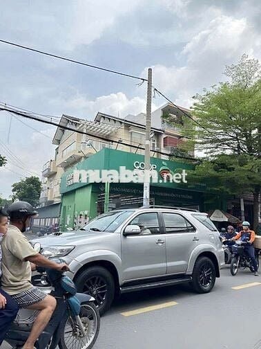 BÁN NHÀ LÊ VĂN QƯỚI - 53M2 - 2 TẦNG - HẺM XE HƠI 6M - GIÁ CHỈ 5,2 TỶ