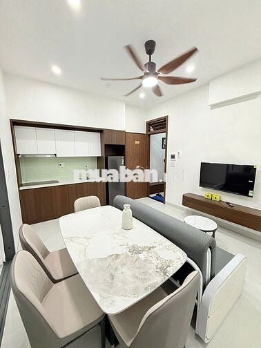 Cho thuê căn hộ 1 phòng ngủ mới keng ngay Khuê Mỹ