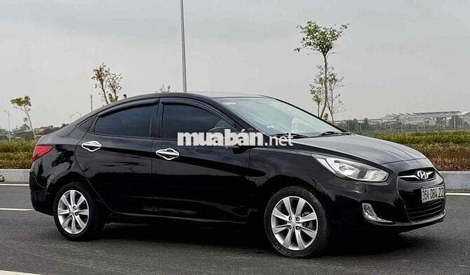 Hyundai Accent 2011 1.4 AT - 120000 km