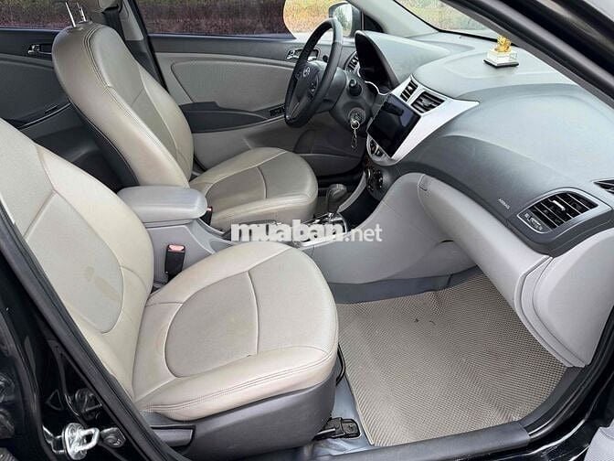 Hyundai Accent 2011 1.4 AT - 120000 km