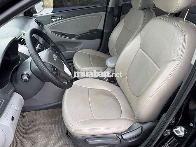 Hyundai Accent 2011 1.4 AT - 120000 km