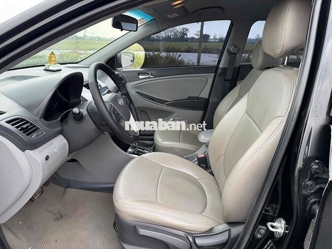 Hyundai Accent 2011 1.4 AT - 120000 km