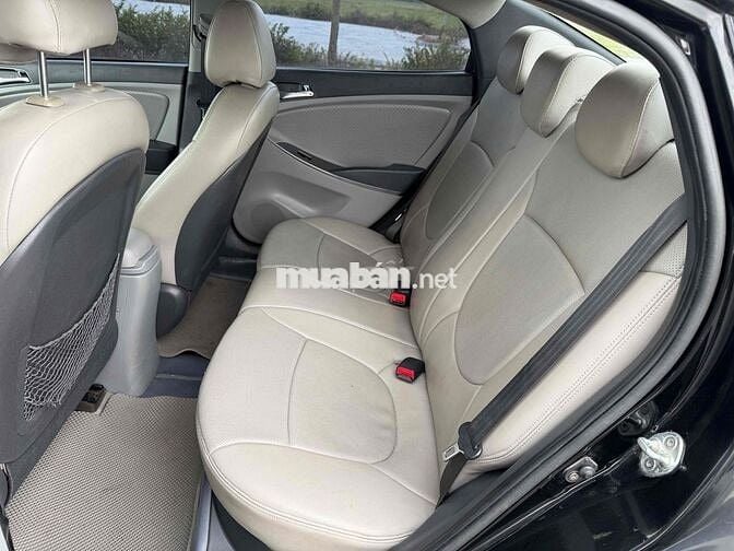 Hyundai Accent 2011 1.4 AT - 120000 km