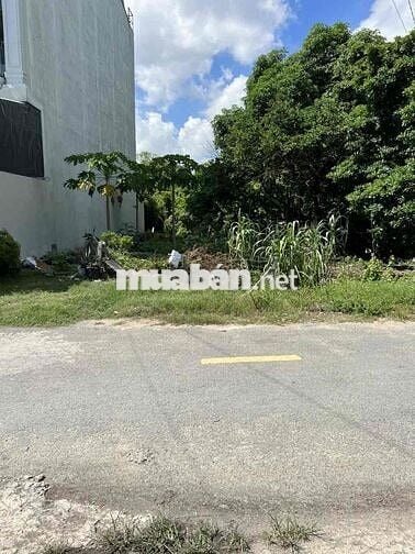 BÁN ĐẤT MẶT TIỀN HÓC MÔN 3.2 tỷ THỔ CƯ, XÂY HOÀN CÔNG LIỀN