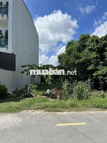 BÁN ĐẤT MẶT TIỀN HÓC MÔN 3.2 tỷ THỔ CƯ, XÂY HOÀN CÔNG LIỀN