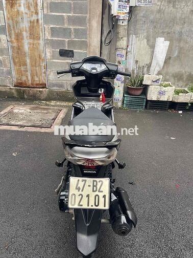 Bán Honda airblade máy êm, giấy tờ đầy đủ