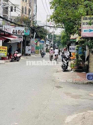 NGAY MẶT TIỀN HXT THÔNG TỨ PHÍA. 2 TẦNG GIÁ 1.9 TỶ