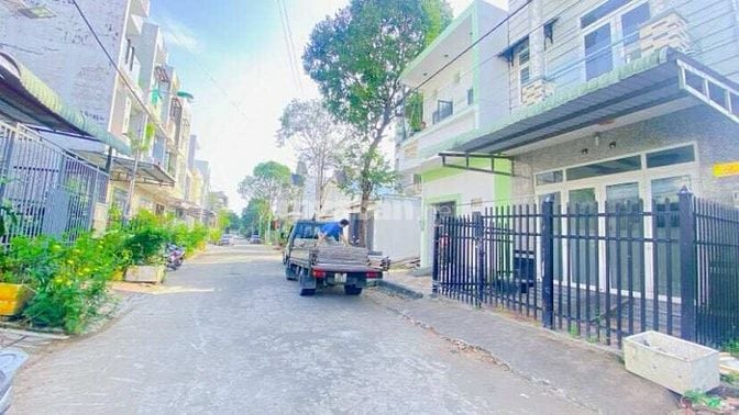 Cho thuê nhà 4 phòng ngủ khu Diệu Hiền 7 triệu