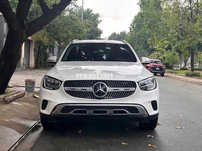Mercedes-Benz GLC200 4Matic 2021 30.000 km