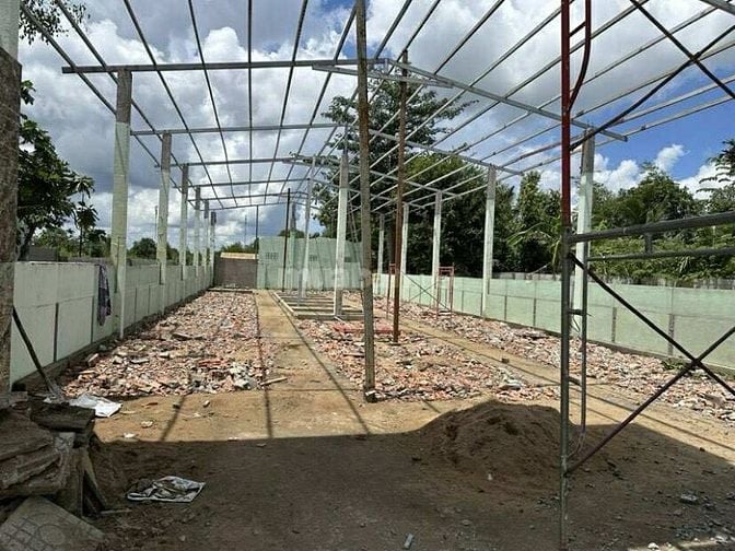  Cho thuê 1.200 m2 Kho và nhà có sân Nguyễn Văn Cừ 15 triệu