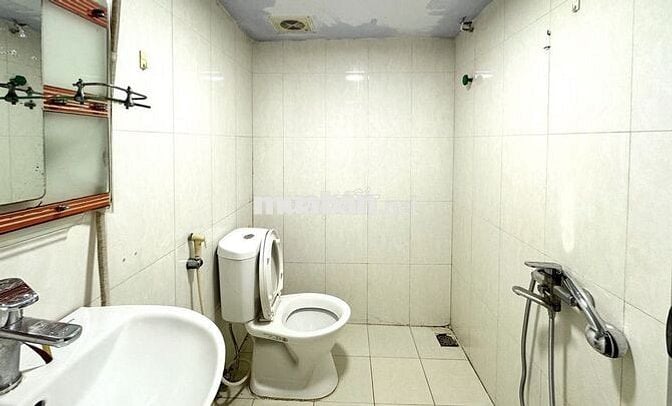 Cho thuê căn phòng số 16 phố Trần Hưng Đạo- Hoàn Kiếm- Tiện ích