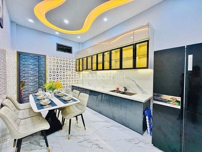 Chủ bán nhà gấp sổ riêng ở Lê Quang Định P7 Bình Thạnh. Giá 3tỷ550