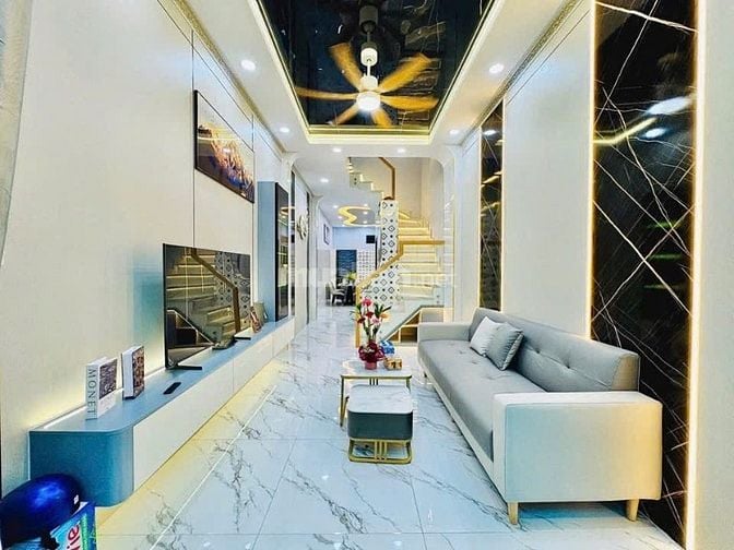 Chủ bán nhà gấp sổ riêng ở Lê Quang Định P7 Bình Thạnh. Giá 3tỷ550