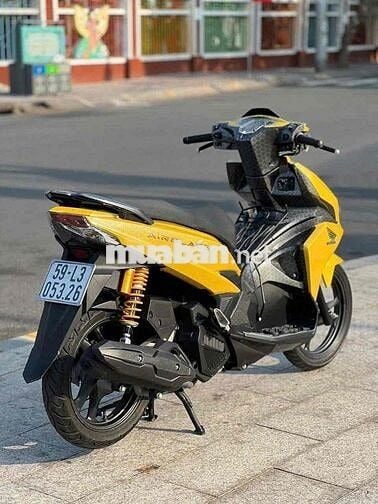 Honda AirBlade 125 2017 LED Vàng đen