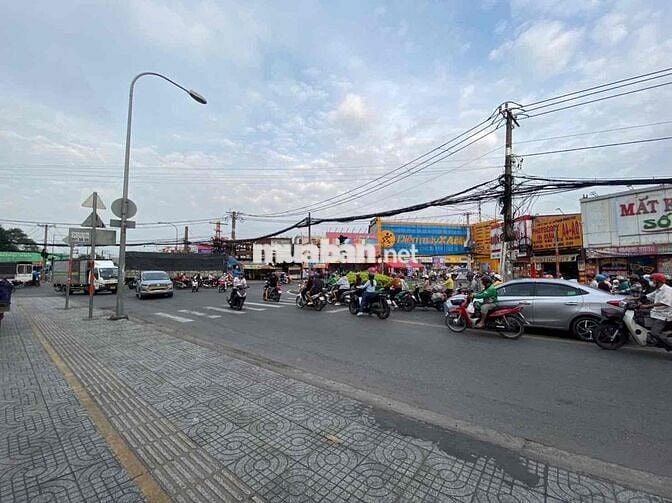 CC Cho Thuê Ngã 4 Nguyễn Ảnh Thủ - Tô Ký Quận 12