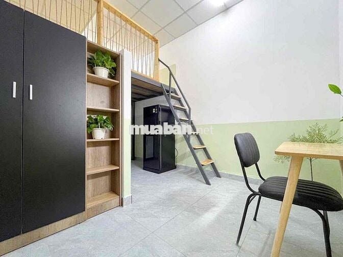 Ở SANG – GIÁ HỢP LÝ- NGAY CV LÀNG HOA