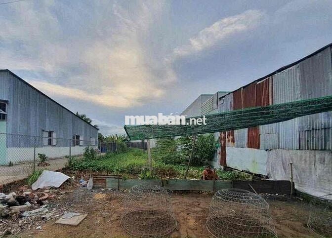 bán đất chính chủ có thổ cư có thể xây dưng ngay và tách ra dươc 2căn