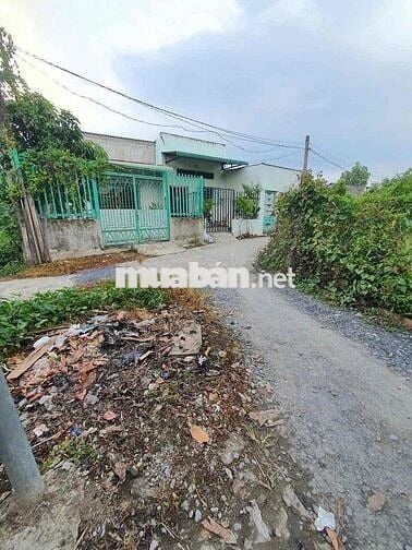 bán đất chính chủ có thổ cư có thể xây dưng ngay và tách ra dươc 2căn