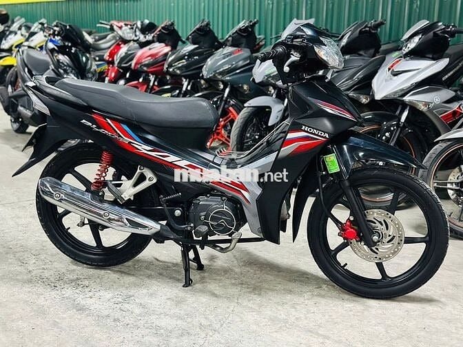 XE MÁYTHANH TÙNG_WAVE BLADE 110 ĐEN VÀNH ĐÚC B29