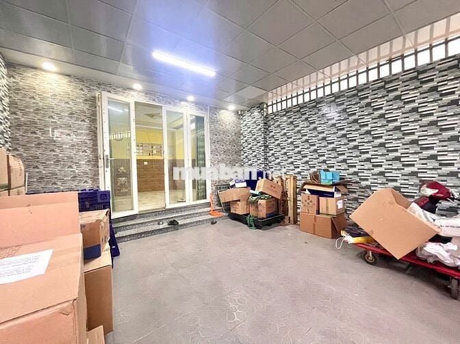 MẶT BẰNG KINH DOANH 150M2 TẠI NGUYỄN THÁI SƠN