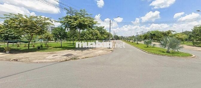 Em Cần Gấp Vài Lô Đất Dự Án Ngay Bến Lức Bác Nào Có IB (hong tiếp MG)