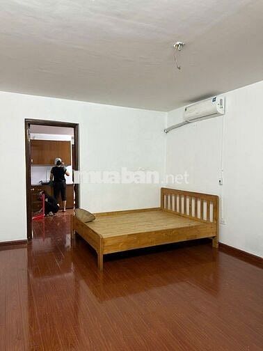 Cho thuê tập thể tầng 2 - ngõ 178 Giải Phóng - 43m2 - 1 ngủ -1 khách