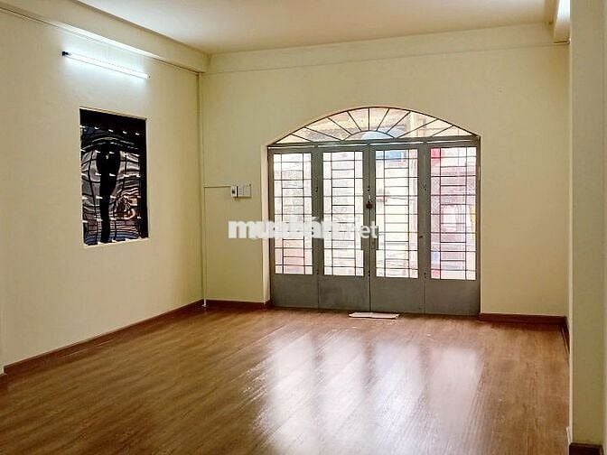 Nhà thuê 1 lầu, 4.5m x 13m hẻm xe hơi Phạm Văn Hai