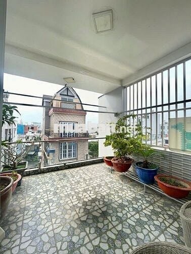 SIÊU PHẨM 5TẦNG HẺM XE HƠI NGAY GÒ XOÀI SÁT MẶT TIỀN ĐƯỜNG  GẦN CHỢ