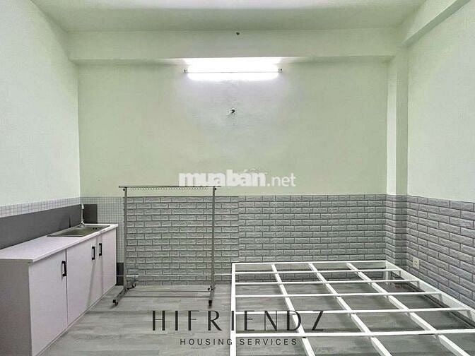 Studio 22m2 Ngay Ngã Tư Bốn Xã, Sẵn Máy Lạnh, Kệ Bếp, Cho Để Xe Điện
