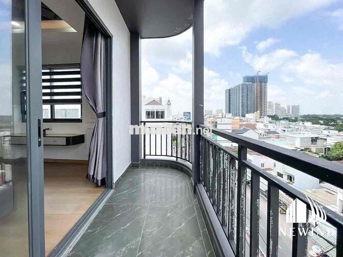 KHAI TRƯƠNG CĂN HỘ BAN CÔNG SIÊU THOÁNG GẦN VÒNG XOAY PHÚ LÂM