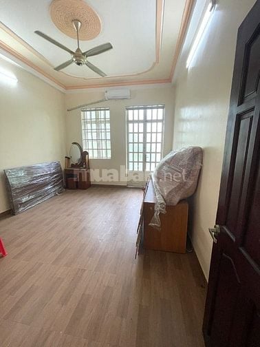 CHO THUÊ NHÀ MẶT TIỀN ĐƯỜNG Số 5 - Lê Đức Thọ- Thông Nguyễn Oanh - P17