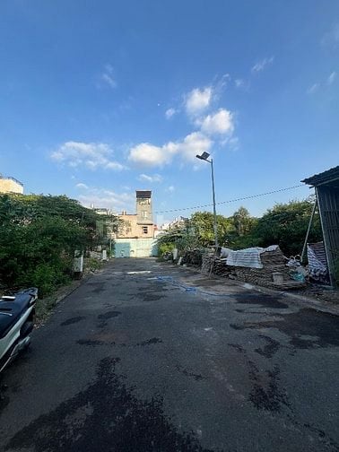 Khu Nội Bộ Đường : Bùi Văn Ba / Chỉ 100triệu/m2 / Xây Được 5Tầng