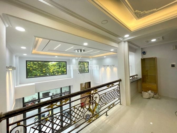 Khu vip 1014 TKTQ kinh doanh mua bán, trường học trước cửa nhaà