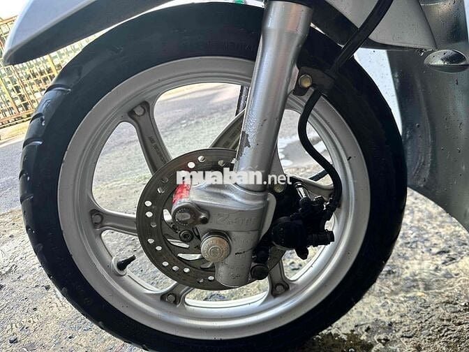 Vision 2014 limited, màu trắng, nguyên zin,2 chìa