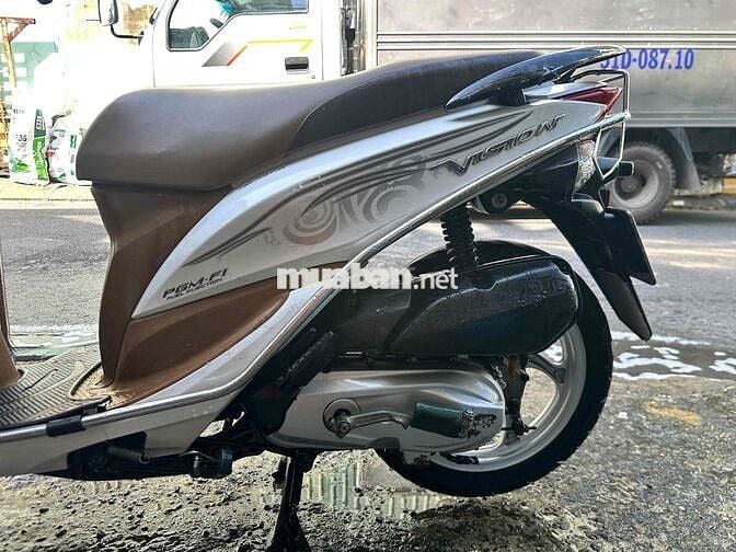 Vision 2014 limited, màu trắng, nguyên zin,2 chìa