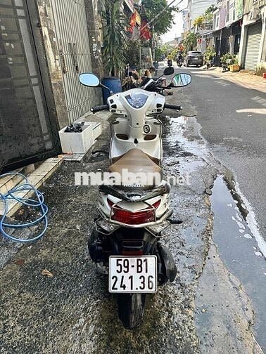 Vision 2014 limited, màu trắng, nguyên zin,2 chìa