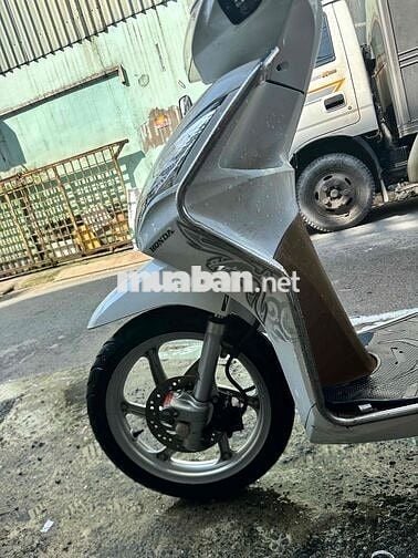 Vision 2014 limited, màu trắng, nguyên zin,2 chìa