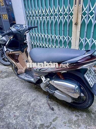 Suzuki Hayate Nâu Đen