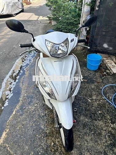 Vision 2014 limited, màu trắng, nguyên zin,2 chìa