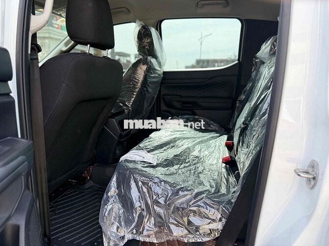 Ford Ranger XLS Trắng